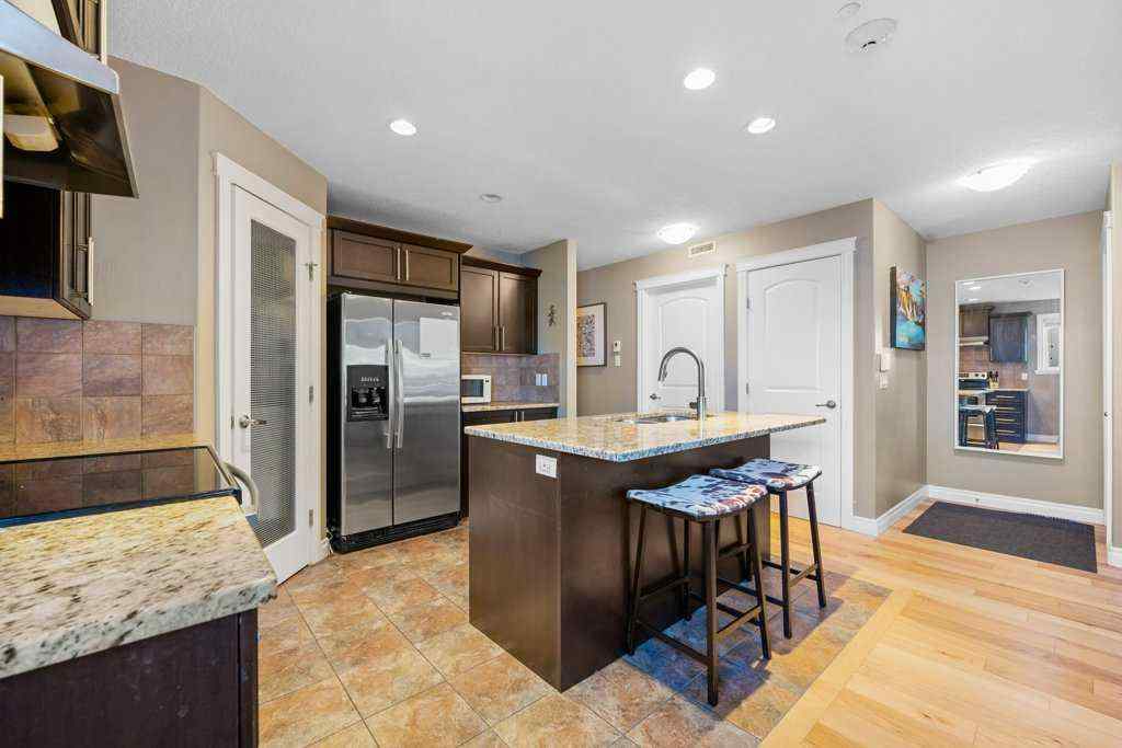 MLS® A2265427 - Unit #201 1920 26 Street SW in Killarney/Glengarry Calgary, Residential