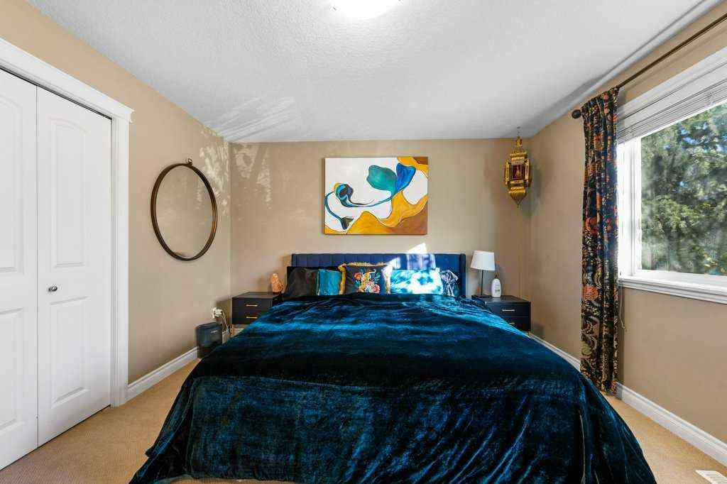 MLS® A2265427 - Unit #201 1920 26 Street SW in Killarney/Glengarry Calgary, Residential