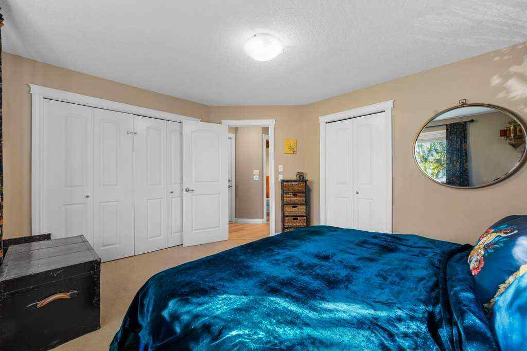 MLS® A2265427 - Unit #201 1920 26 Street SW in Killarney/Glengarry Calgary, Residential