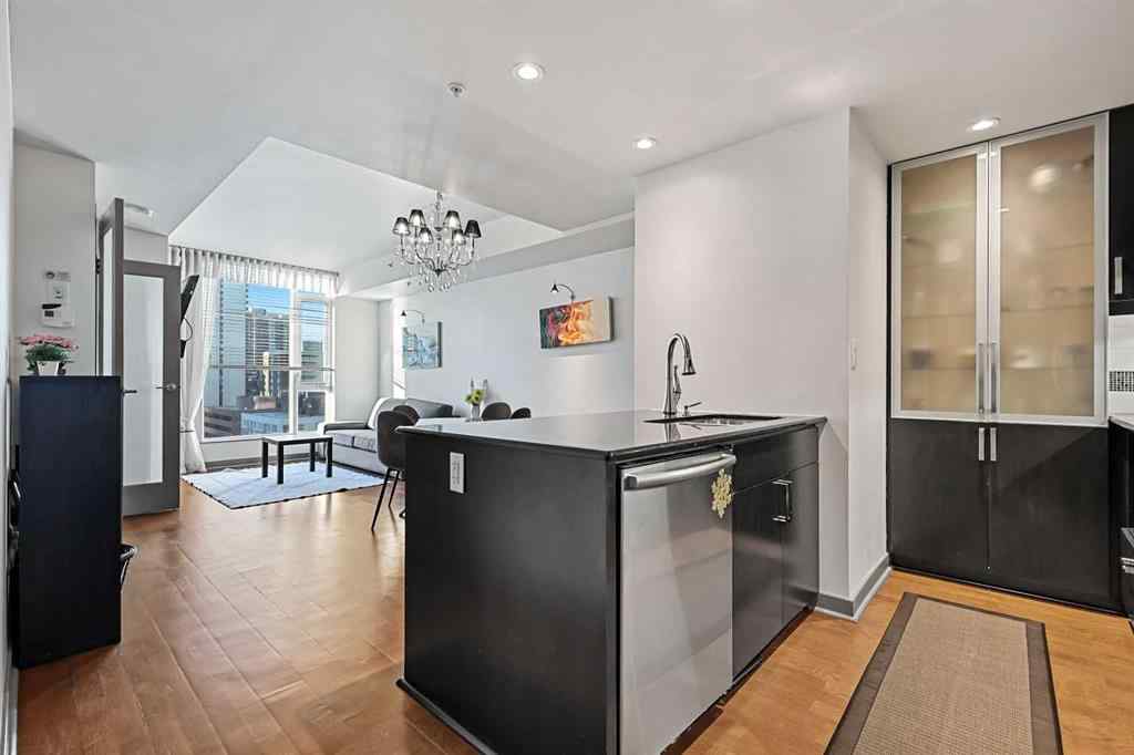 MLS® A2265432 - Unit #1708 888 4 Avenue SW in Downtown Commercial Core Calgary, Residential