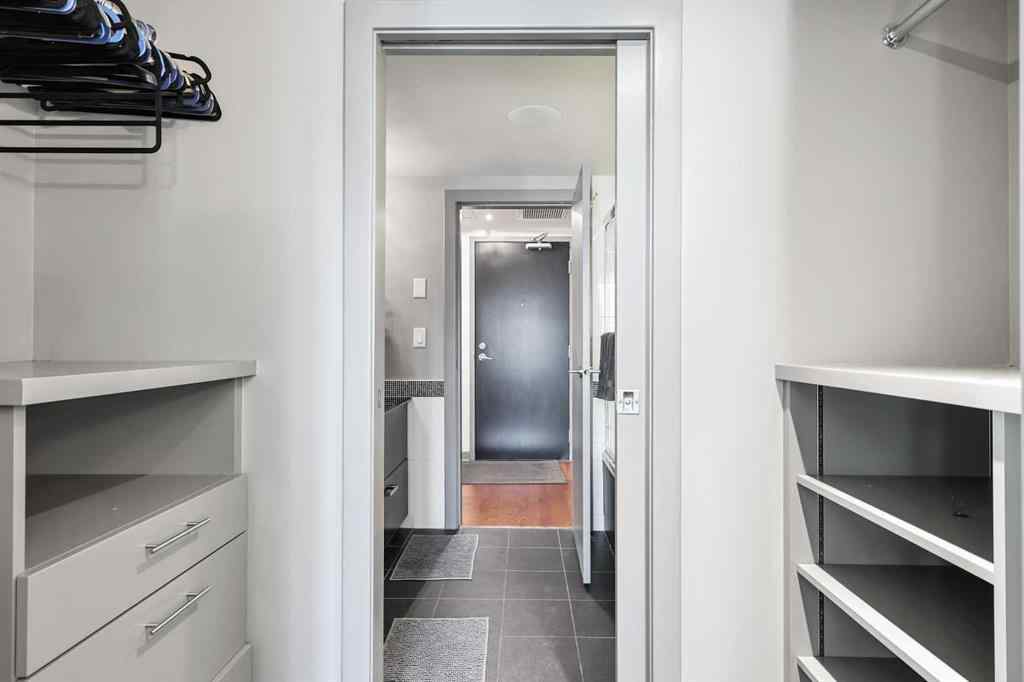 MLS® A2265432 - Unit #1708 888 4 Avenue SW in Downtown Commercial Core Calgary, Residential