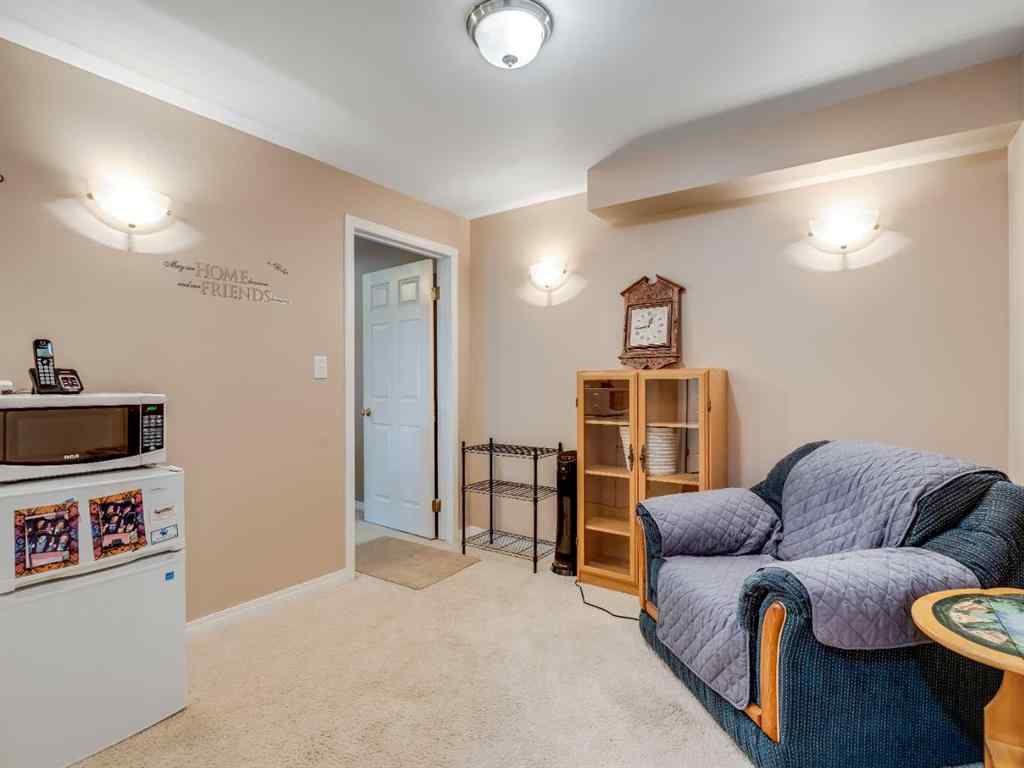 MLS® A2265435 - 9 Hunters Mews  in Hunters Glen Okotoks, Residential