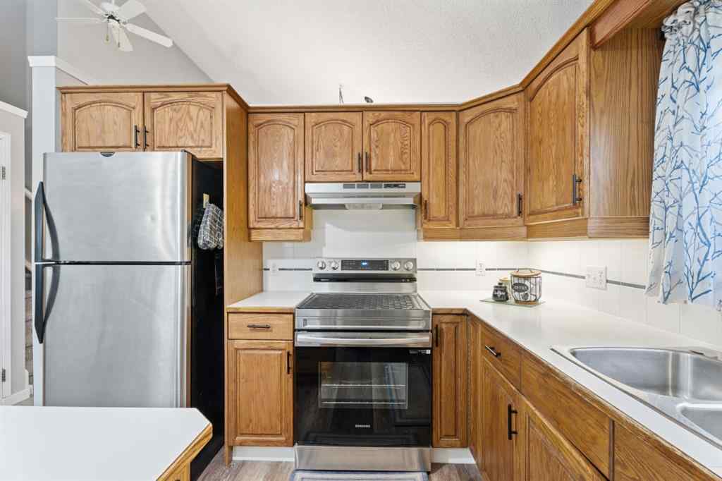 MLS® A2265435 - 9 Hunters Mews  in Hunters Glen Okotoks, Residential