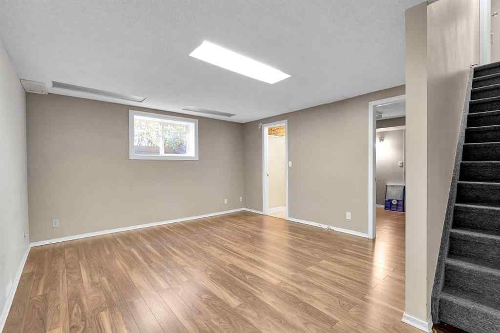 MLS® A2265438 - 47 Edgedale Road NW in Edgemont Calgary, Residential