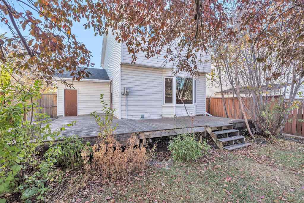 MLS® A2265438 - 47 Edgedale Road NW in Edgemont Calgary, Residential