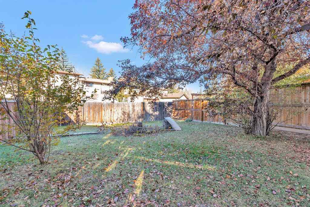 MLS® A2265438 - 47 Edgedale Road NW in Edgemont Calgary, Residential