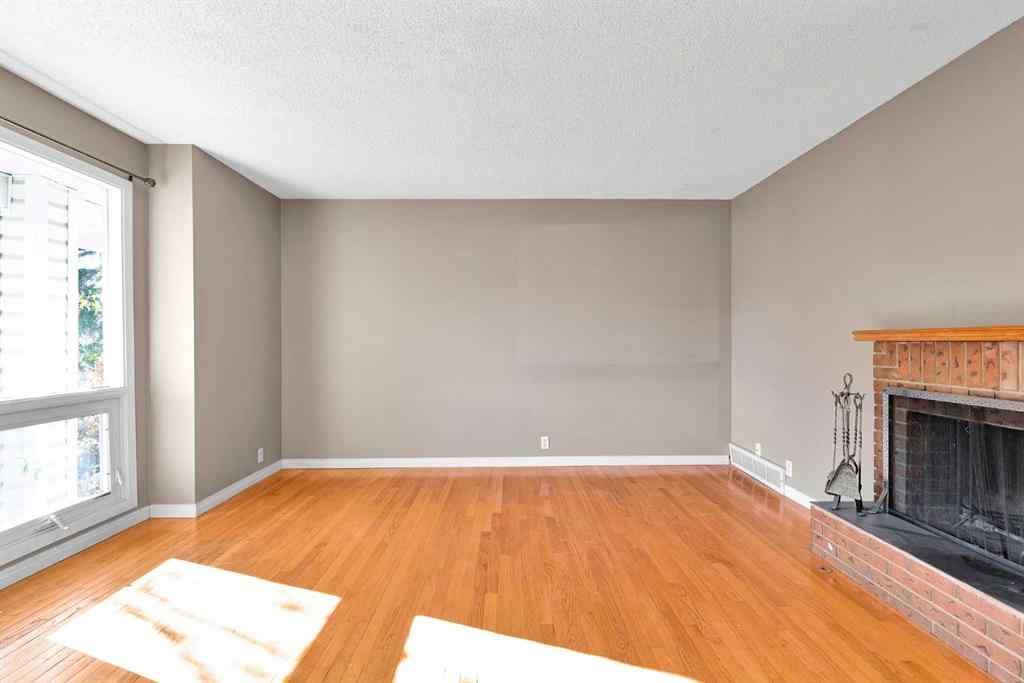 MLS® A2265438 - 47 Edgedale Road NW in Edgemont Calgary, Residential