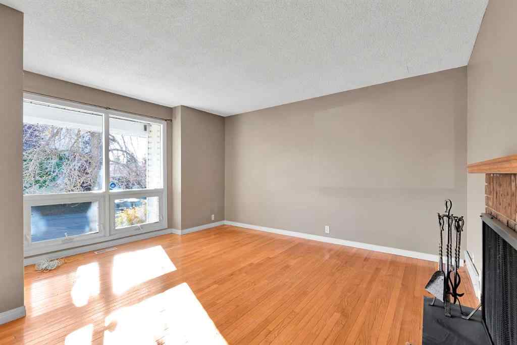MLS® A2265438 - 47 Edgedale Road NW in Edgemont Calgary, Residential