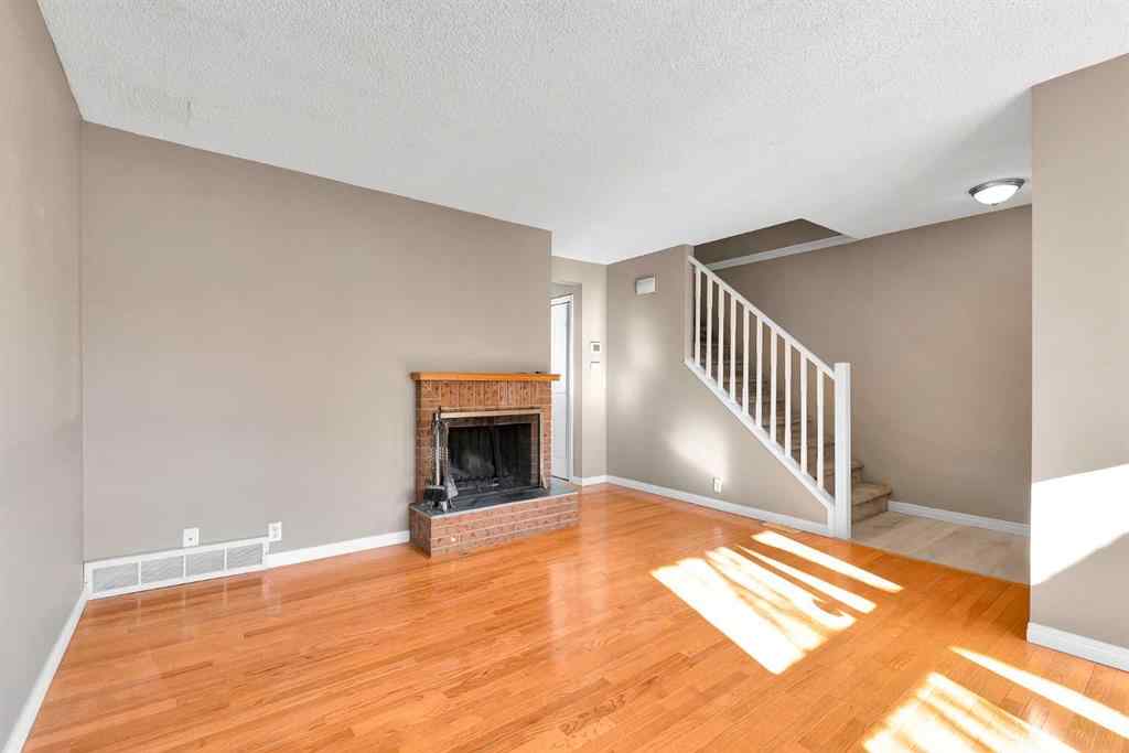 MLS® A2265438 - 47 Edgedale Road NW in Edgemont Calgary, Residential