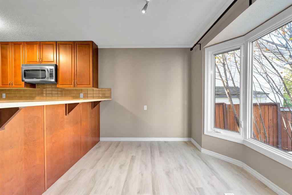 MLS® A2265438 - 47 Edgedale Road NW in Edgemont Calgary, Residential