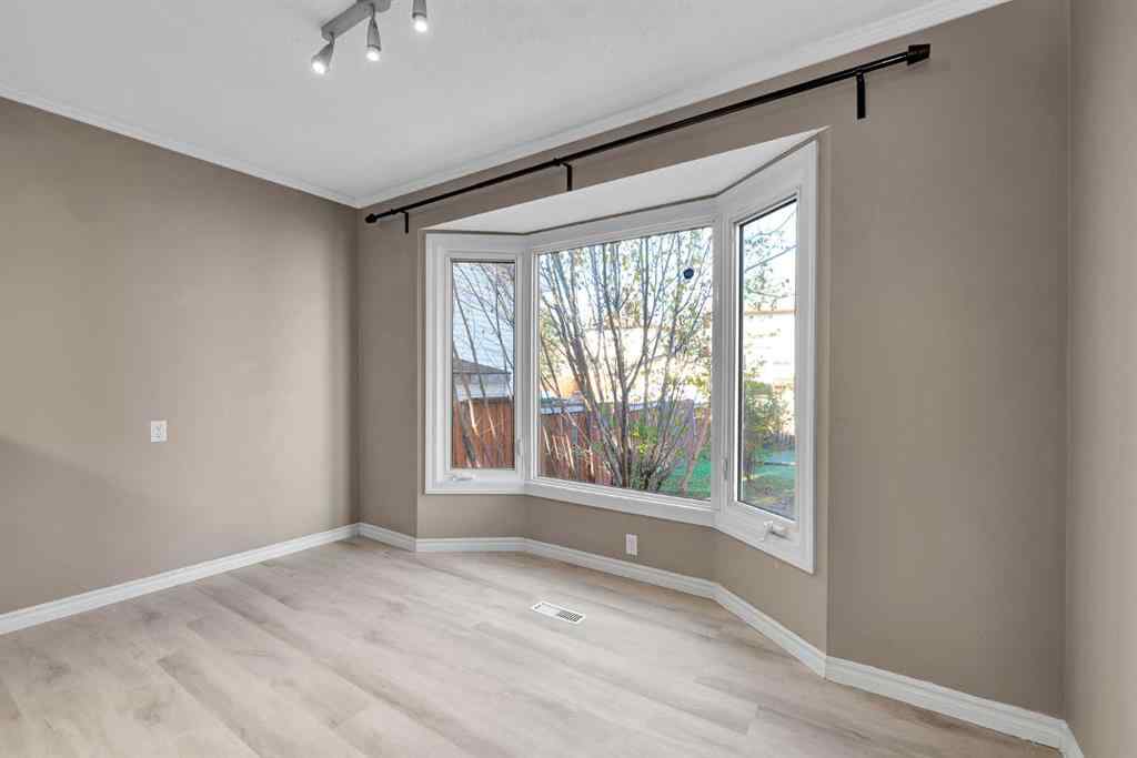 MLS® A2265438 - 47 Edgedale Road NW in Edgemont Calgary, Residential