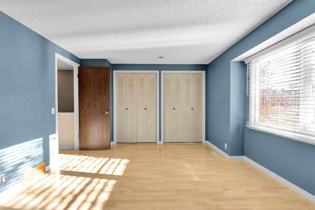 MLS® A2265438 - 47 Edgedale Road NW in Edgemont Calgary, Residential