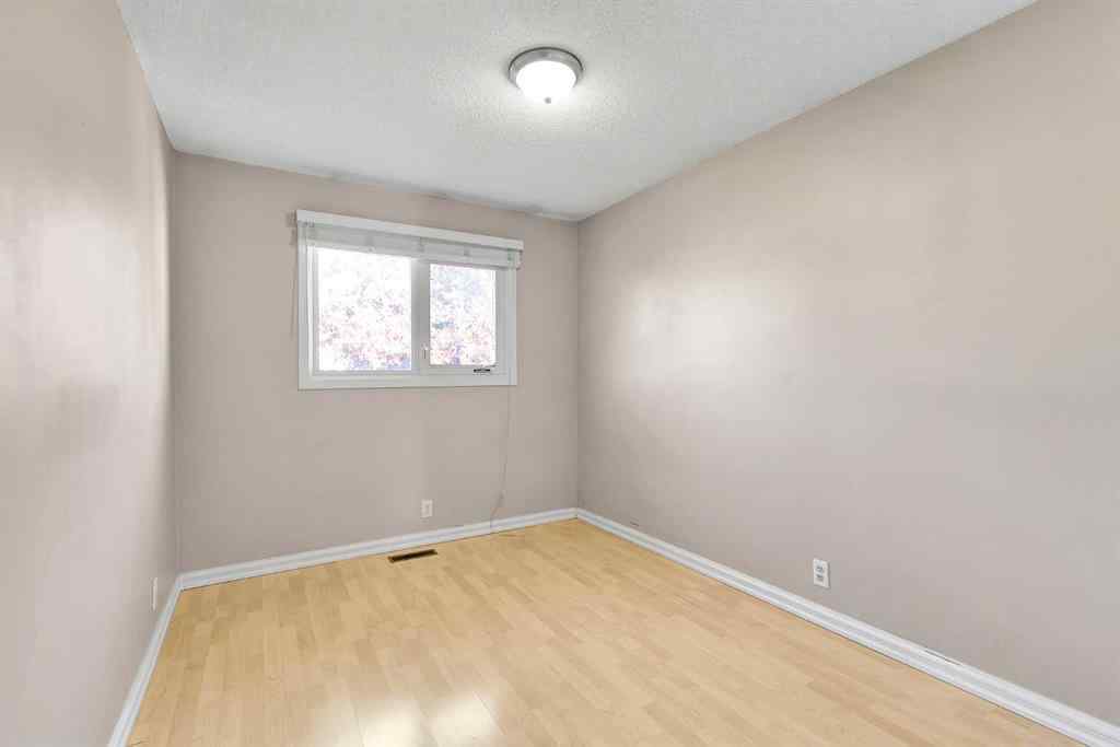 MLS® A2265438 - 47 Edgedale Road NW in Edgemont Calgary, Residential