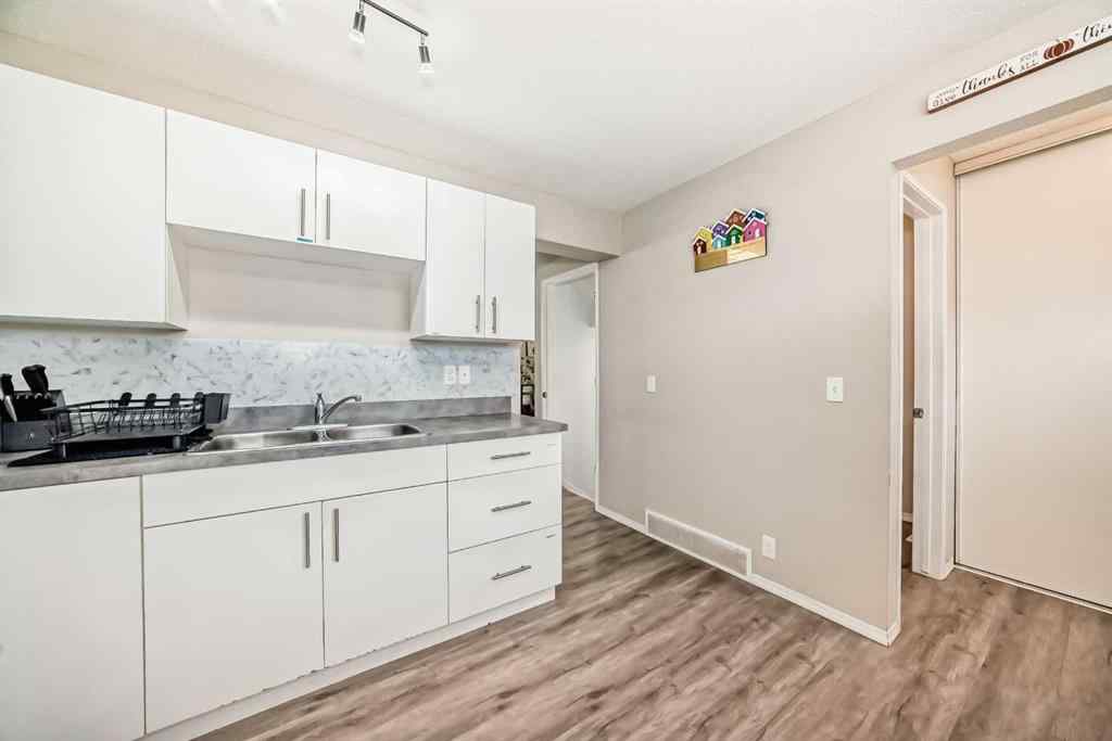 MLS® A2265444 - 6480 54 Street NE in Castleridge Calgary, Residential