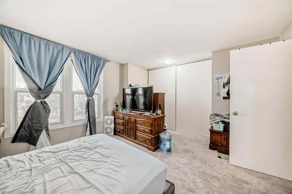 MLS® A2265444 - 6480 54 Street NE in Castleridge Calgary, Residential