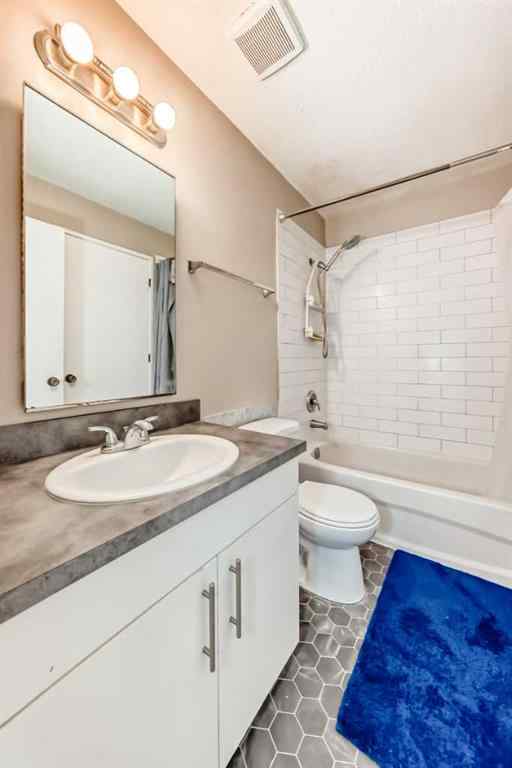 MLS® A2265444 - 6480 54 Street NE in Castleridge Calgary, Residential