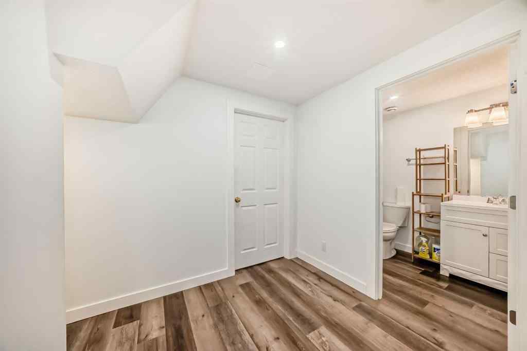 MLS® A2265444 - 6480 54 Street NE in Castleridge Calgary, Residential