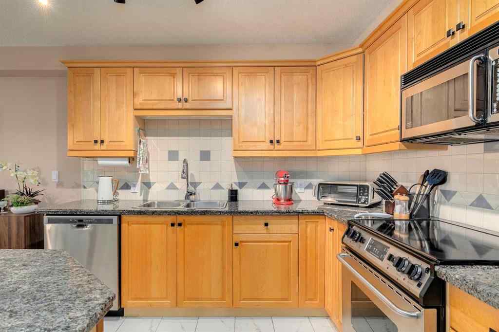 MLS® A2265445 - Unit #307 630 10 Street NW in Sunnyside Calgary, Residential