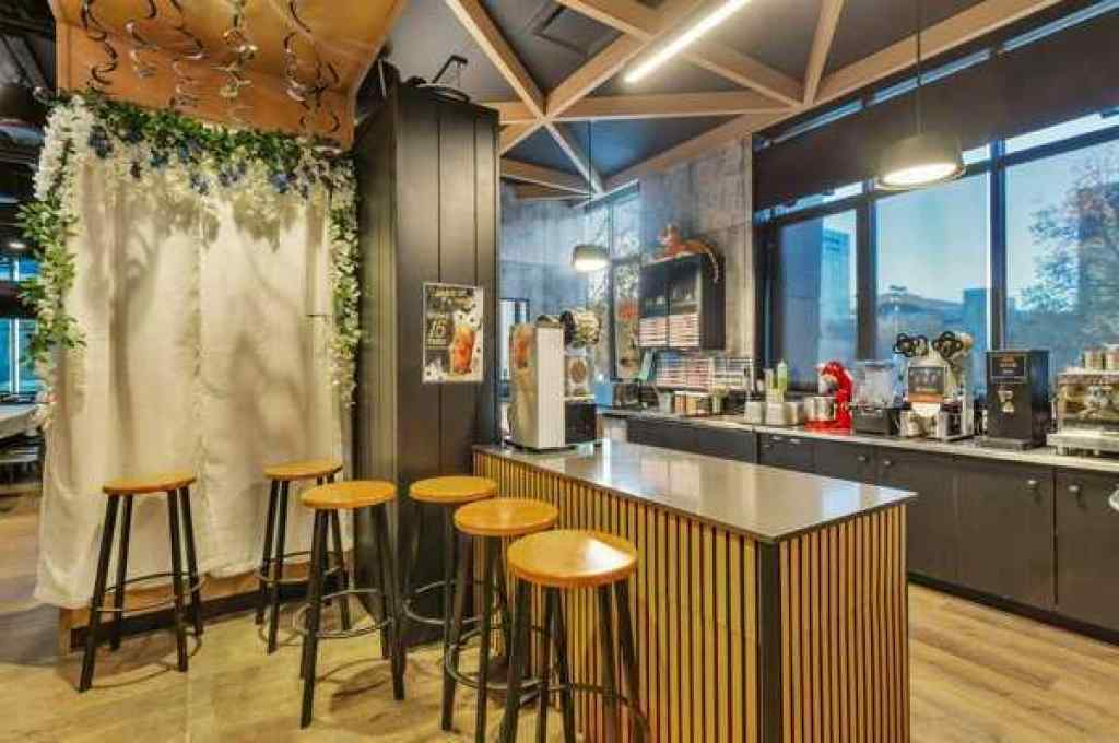 MLS® A2265448 - Unit #101 4900 50 Street  in Downtown Red Deer Red Deer, Commercial