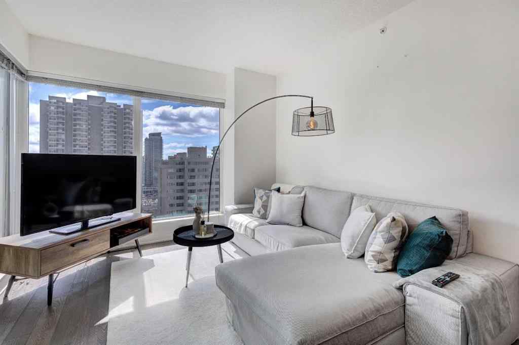 MLS® A2265449 - Unit #2108 930 6 Avenue SW in Downtown Commercial Core Calgary, Residential