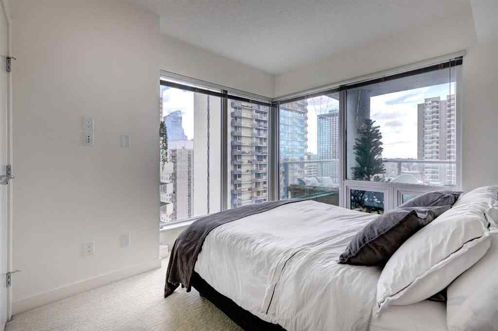 MLS® A2265449 - Unit #2108 930 6 Avenue SW in Downtown Commercial Core Calgary, Residential