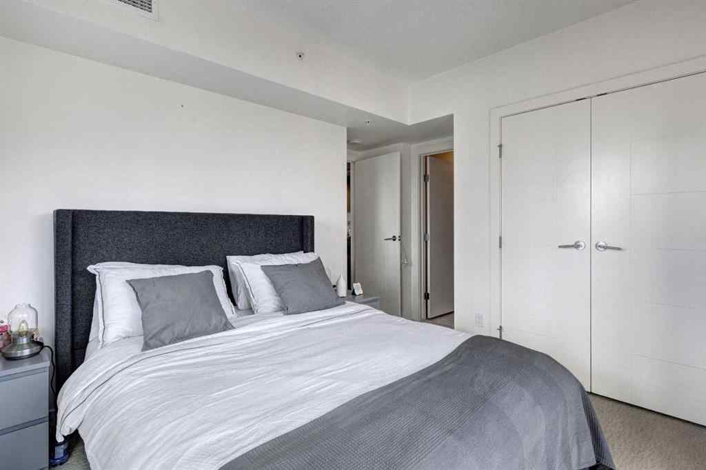 MLS® A2265449 - Unit #2108 930 6 Avenue SW in Downtown Commercial Core Calgary, Residential