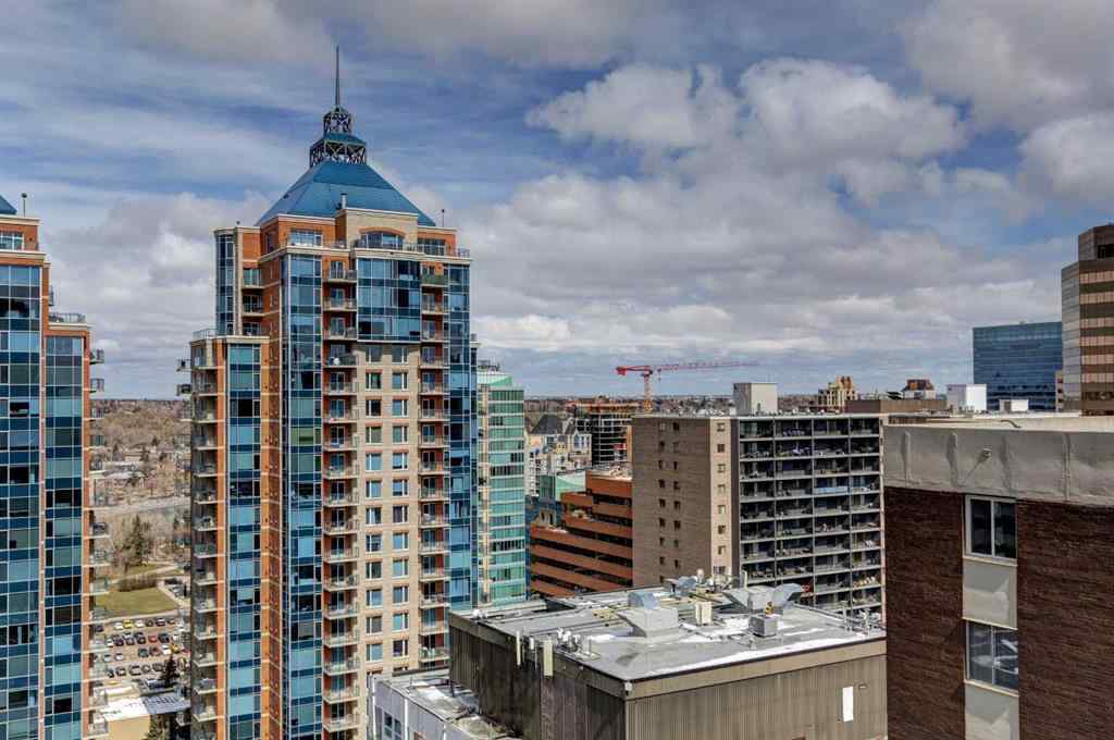 MLS® A2265449 - Unit #2108 930 6 Avenue SW in Downtown Commercial Core Calgary, Residential