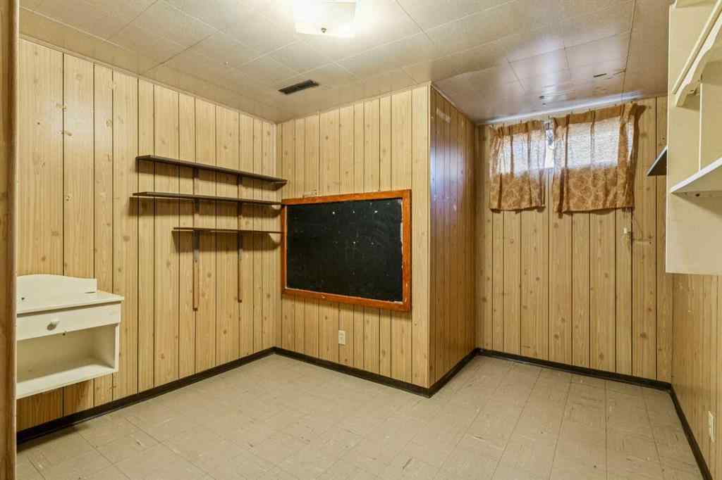 MLS® A2265451 - 5307 7 Avenue SW in Westgate Calgary, Residential