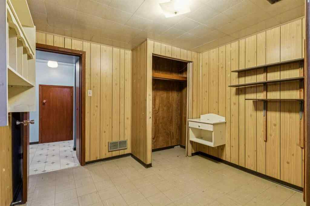 MLS® A2265451 - 5307 7 Avenue SW in Westgate Calgary, Residential