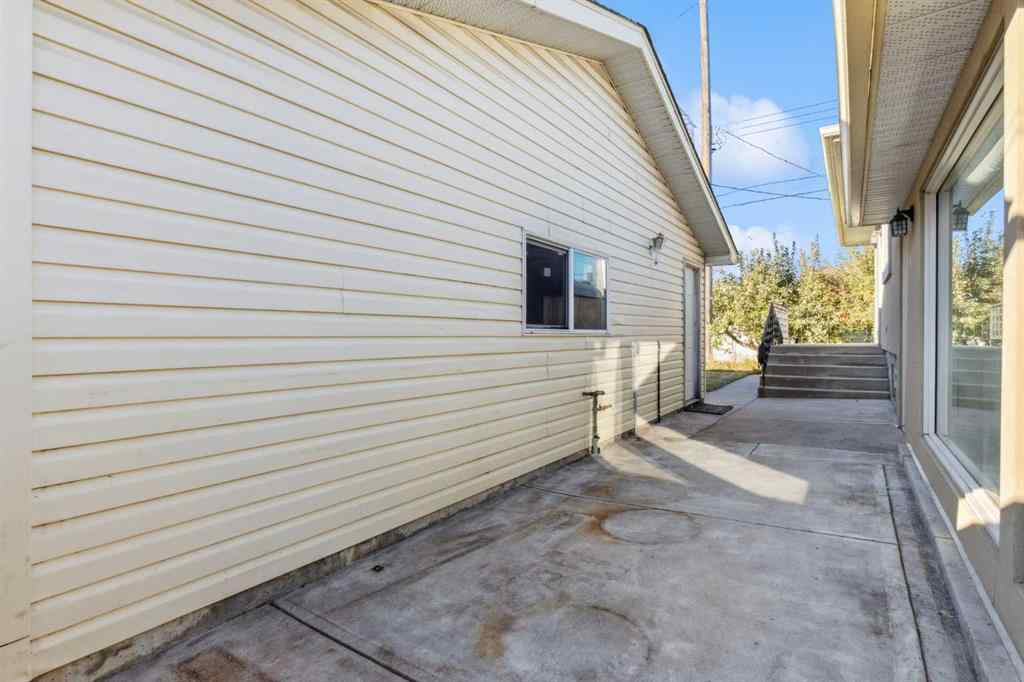 MLS® A2265451 - 5307 7 Avenue SW in Westgate Calgary, Residential