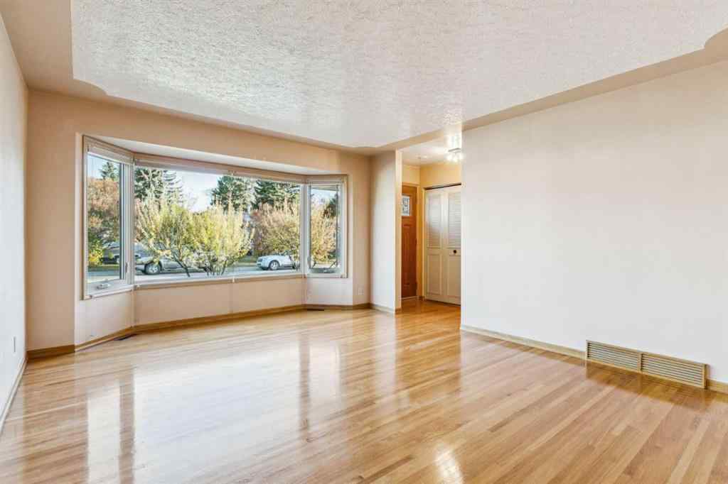 MLS® A2265451 - 5307 7 Avenue SW in Westgate Calgary, Residential