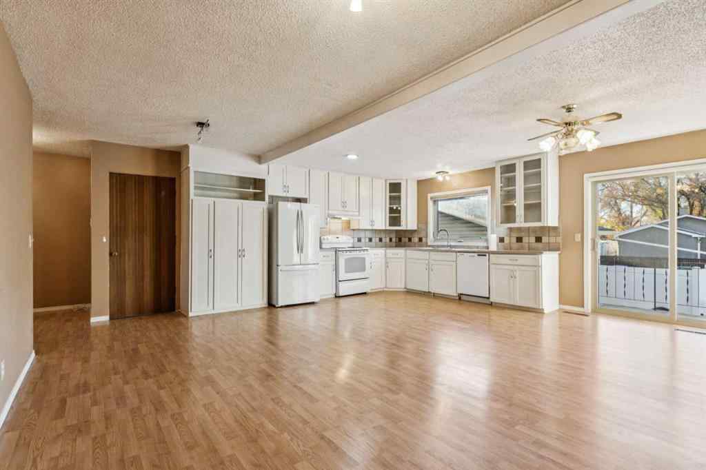 MLS® A2265451 - 5307 7 Avenue SW in Westgate Calgary, Residential
