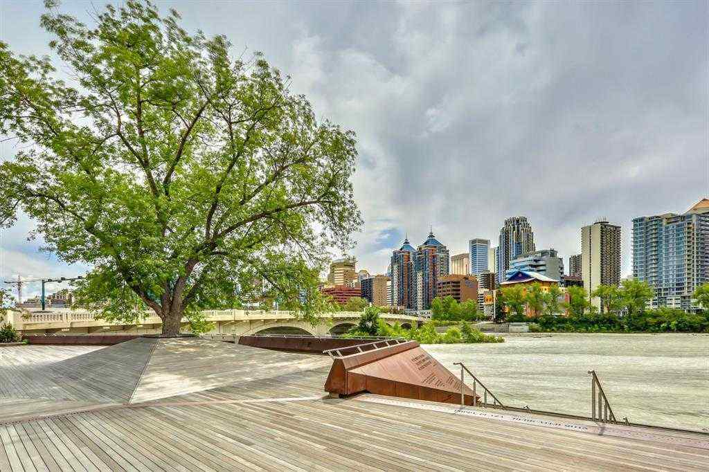 MLS® A2265458 - Unit #206 301 10 Street NW in Hillhurst Calgary, Residential