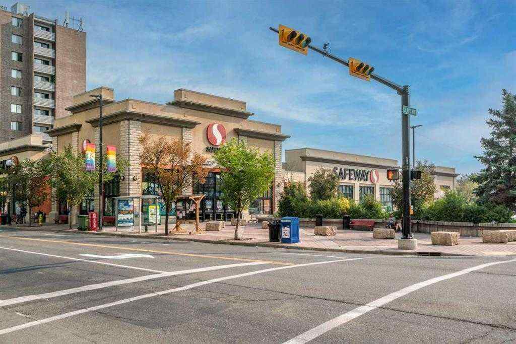 MLS® A2265458 - Unit #206 301 10 Street NW in Hillhurst Calgary, Residential