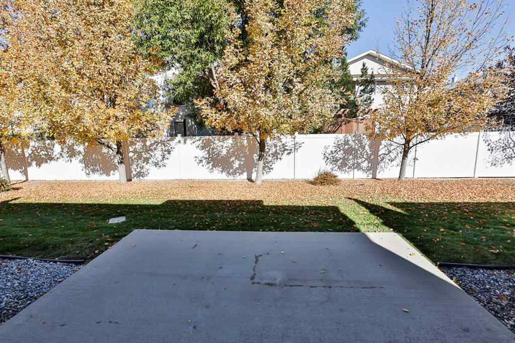 MLS® A2265459 - Unit #15 150 Fairmont Road S in Fairmont Lethbridge, Residential