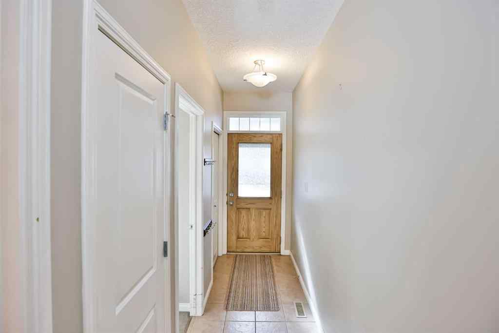 MLS® A2265459 - Unit #15 150 Fairmont Road S in Fairmont Lethbridge, Residential