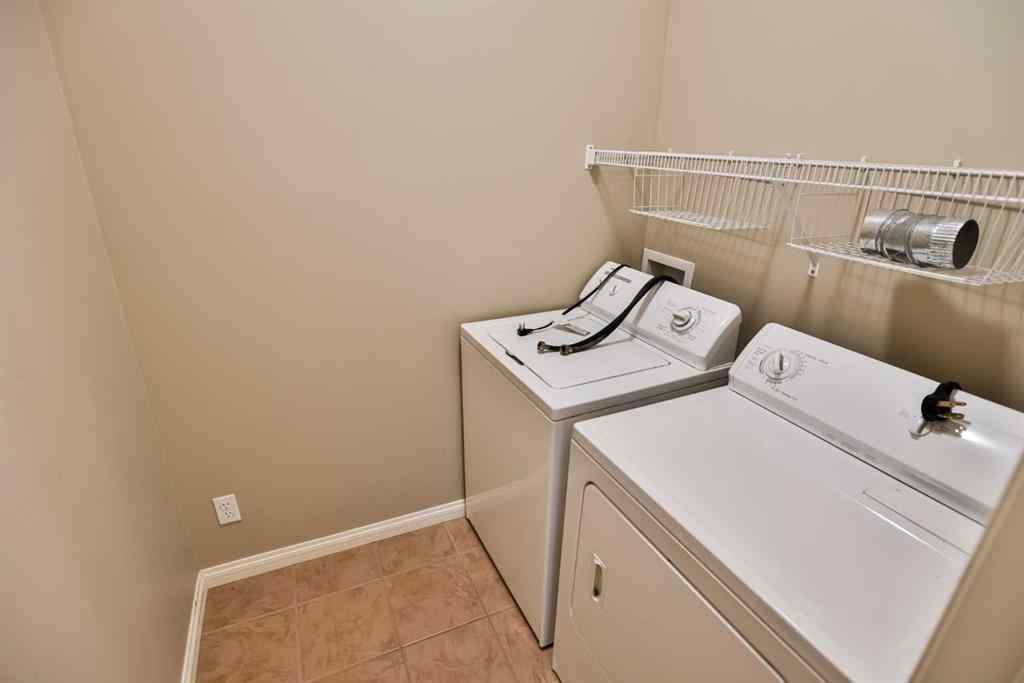 MLS® A2265459 - Unit #15 150 Fairmont Road S in Fairmont Lethbridge, Residential