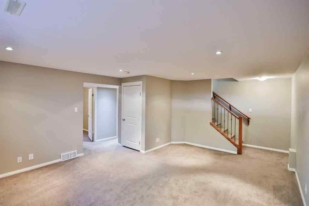 MLS® A2265459 - Unit #15 150 Fairmont Road S in Fairmont Lethbridge, Residential