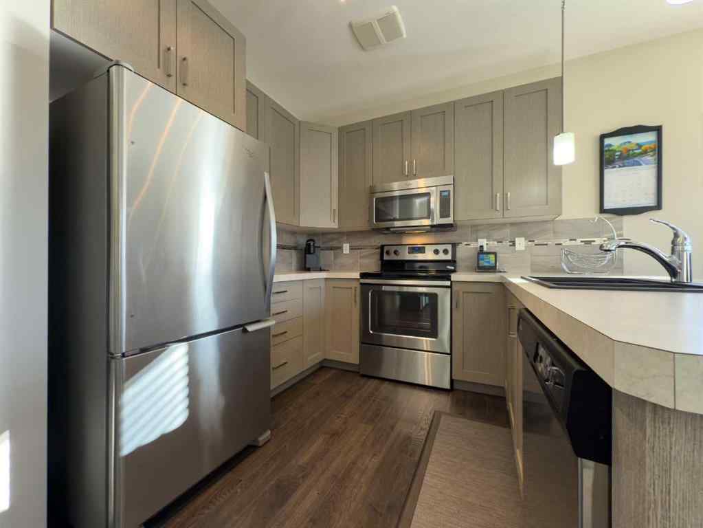 MLS® A2265460 - 129 Henderson Crescent  in Hawkridge Estates Penhold, Residential