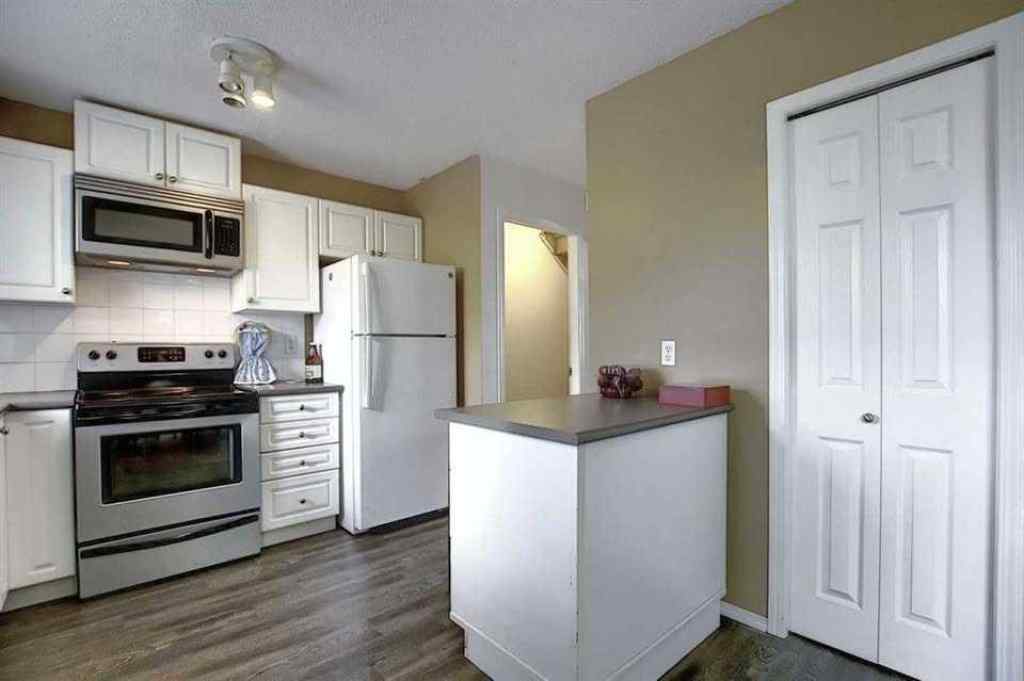 MLS® A2265461 - 260 Stonemere Place  in Westmere Chestermere, Residential