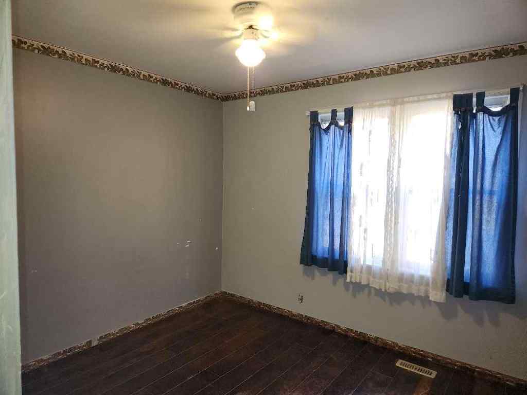 MLS® A2265465 - 4913-57 Ave .   in NONE High Prairie, Residential