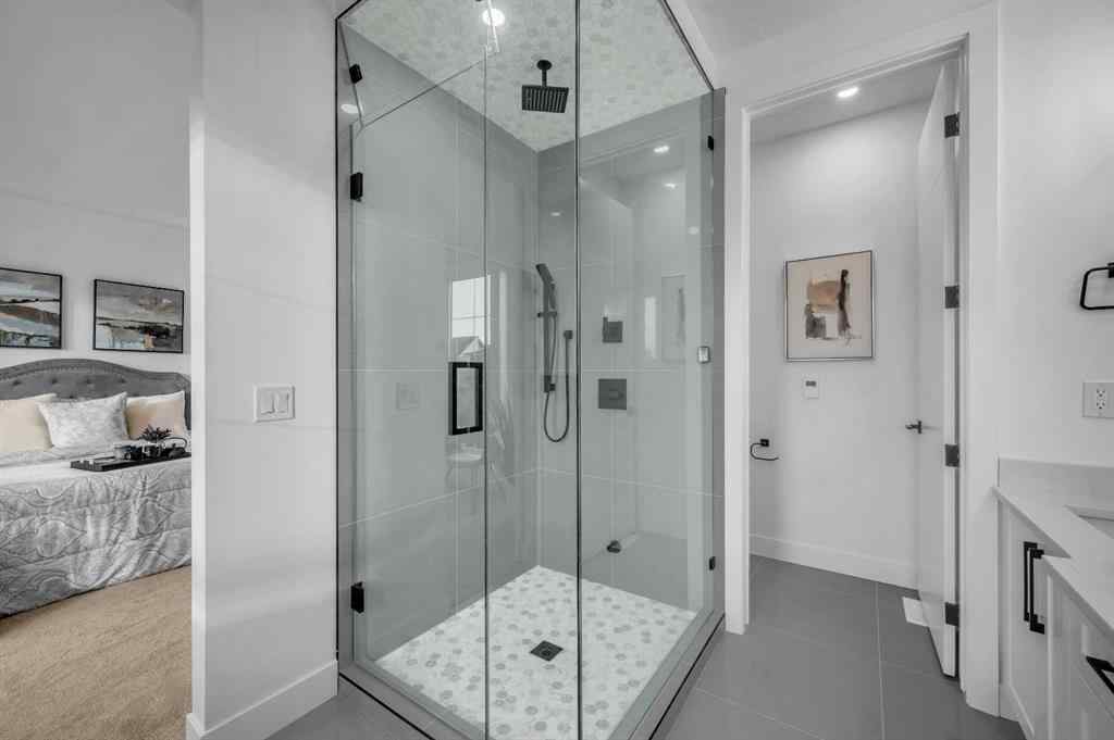 MLS® A2265468 - 3404 2 Street NW in Highwood Calgary, Residential