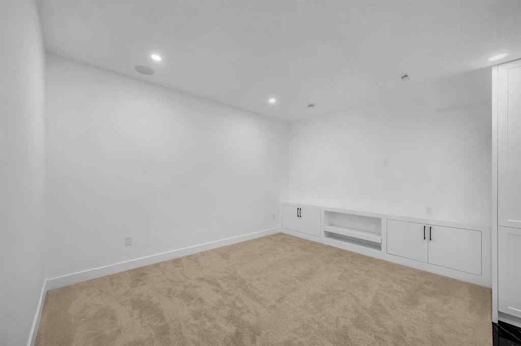 MLS® A2265468 - 3404 2 Street NW in Highwood Calgary, Residential