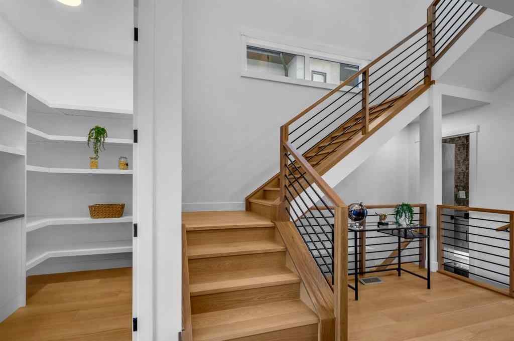 MLS® A2265468 - 3404 2 Street NW in Highwood Calgary, Residential