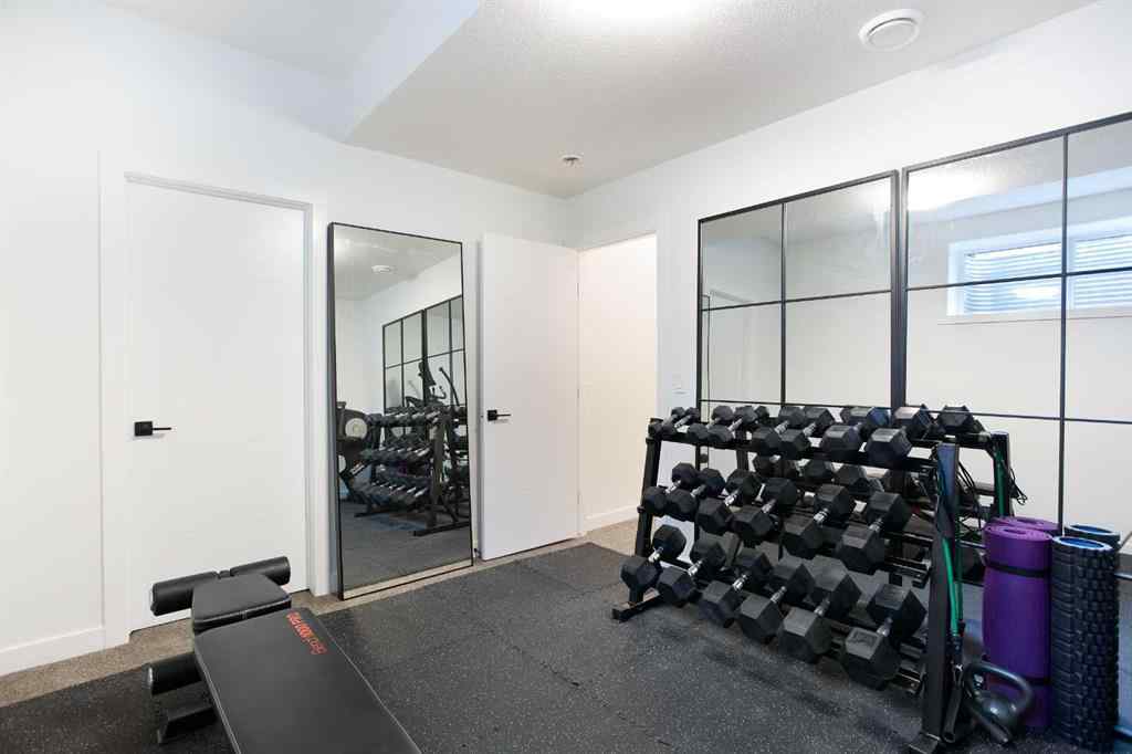 MLS® A2265469 - 4628 15 Avenue NW in Montgomery Calgary, Residential