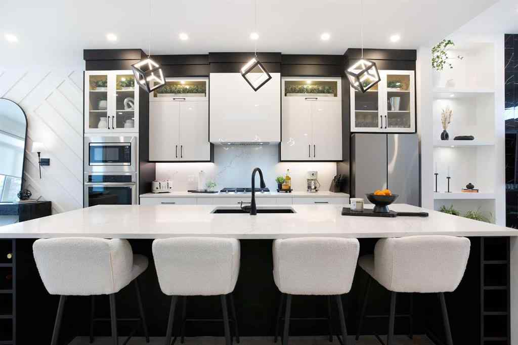 MLS® A2265469 - 4628 15 Avenue NW in Montgomery Calgary, Residential