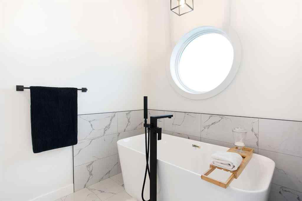 MLS® A2265469 - 4628 15 Avenue NW in Montgomery Calgary, Residential