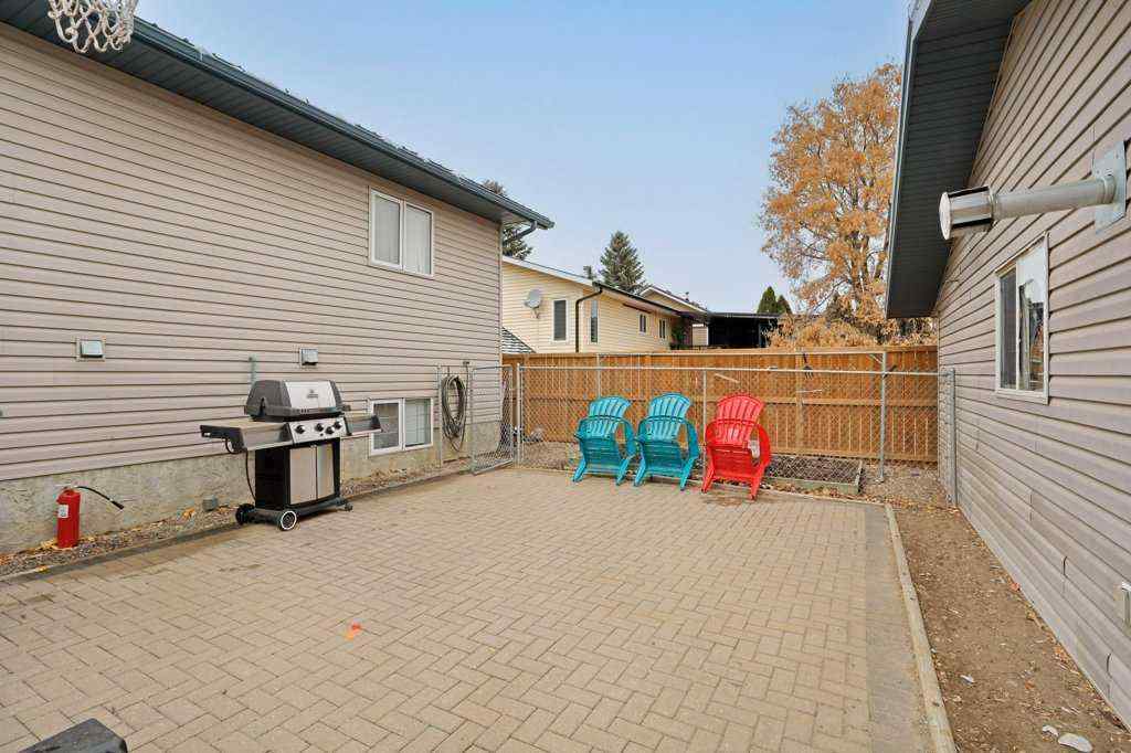MLS® A2265470 - 144 upland Boulevard  in Uplands Brooks, Residential
