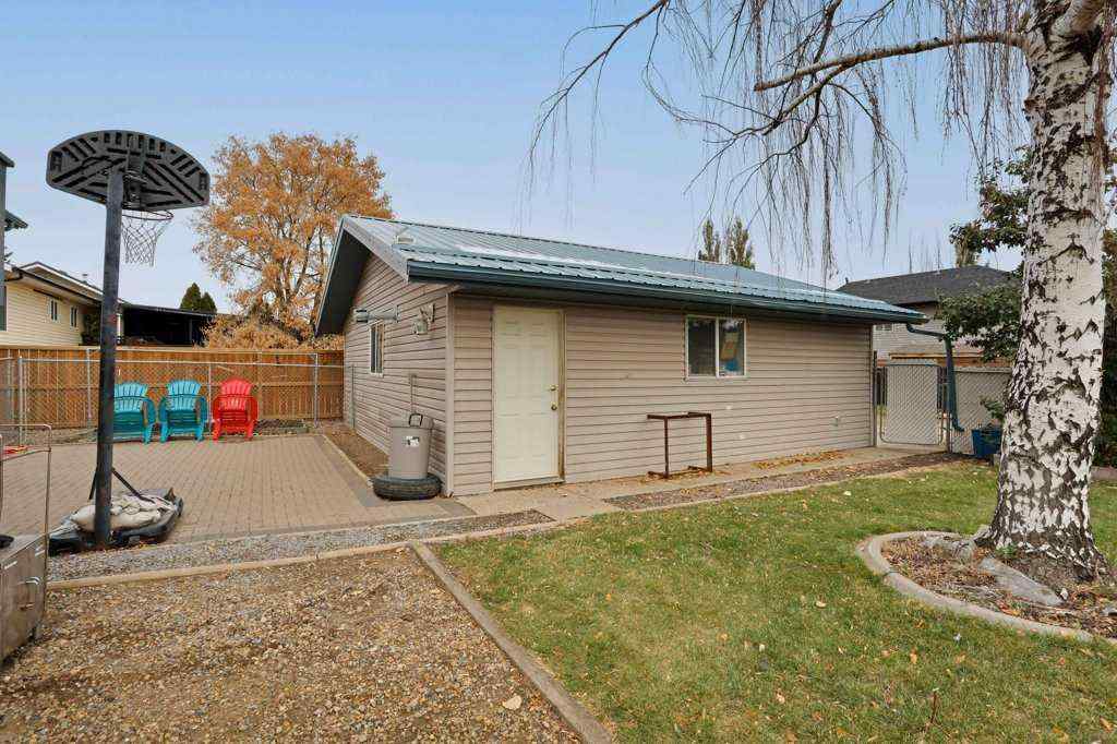 MLS® A2265470 - 144 upland Boulevard  in Uplands Brooks, Residential