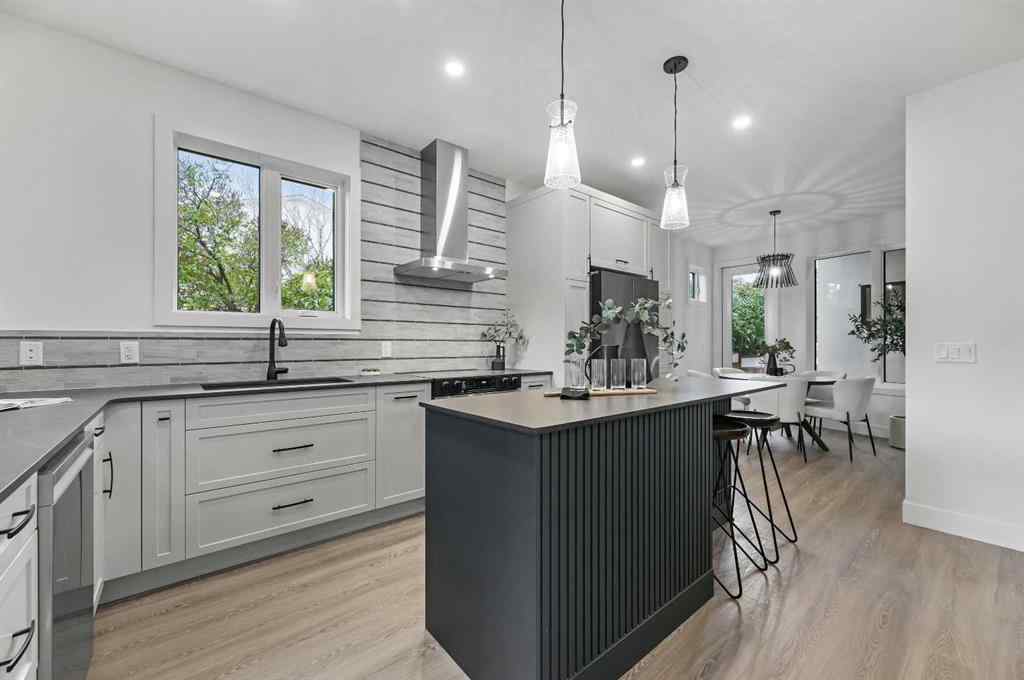 MLS® A2265473 - 7722 47 Avenue NW in Bowness Calgary, Residential